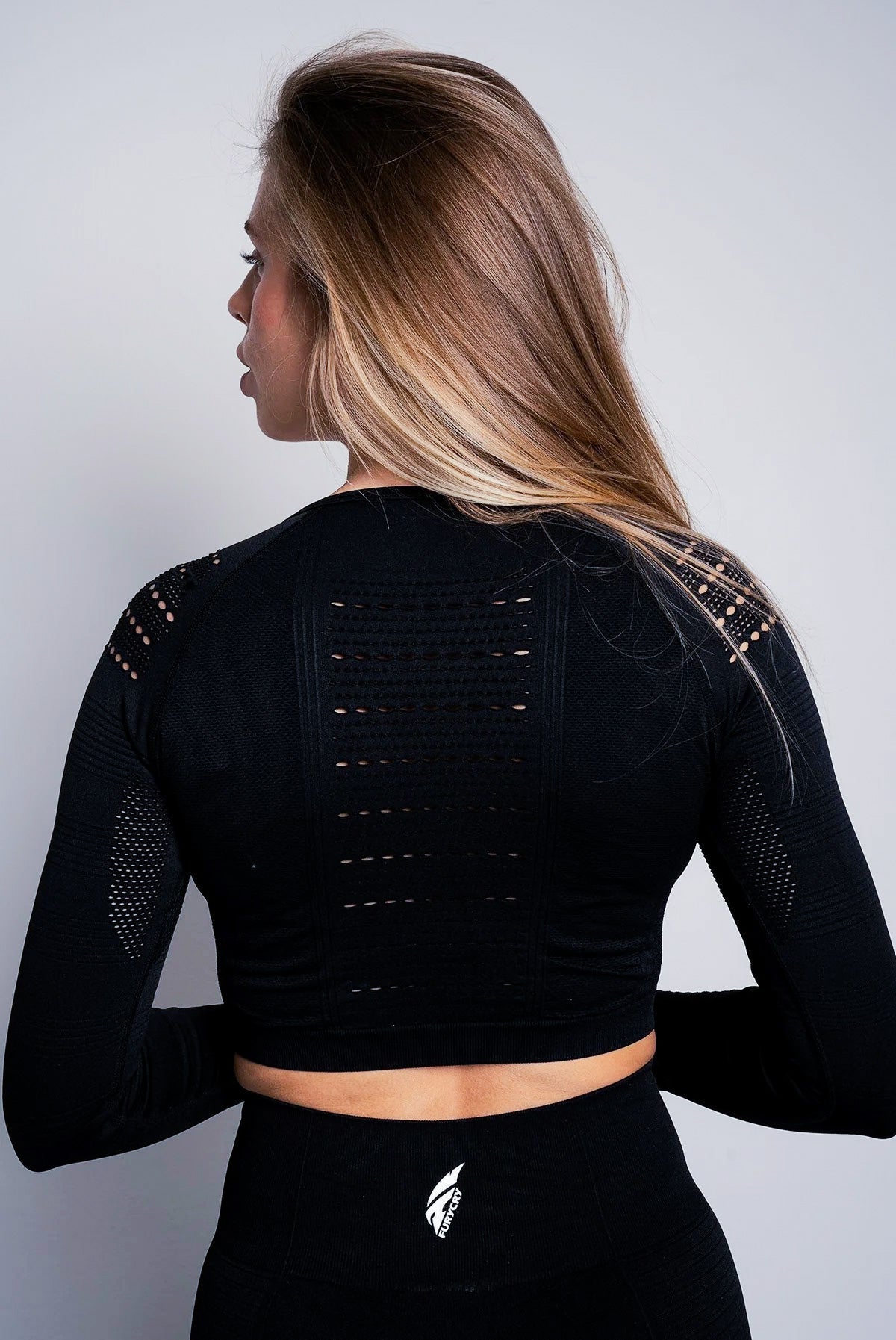 Epic Crop Top Schwarz - FURYCRY® | Tennis - Performance - Streetwear